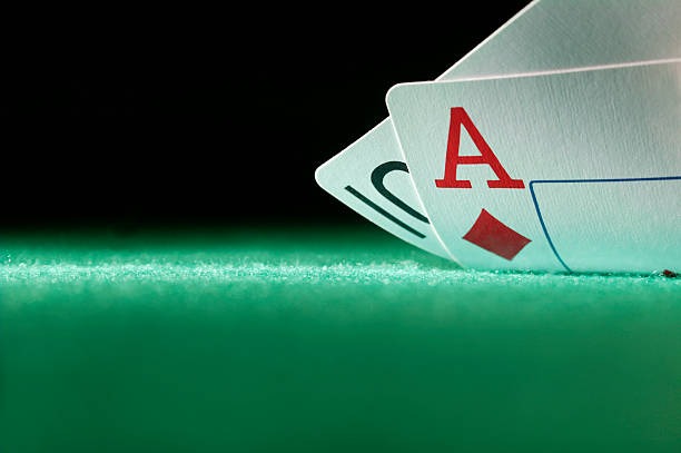Mesin Arcade game interface on ilbet showing spin button and payout table